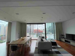 For sale 2 bedrooms condo in Khlong Toei, Bangkok