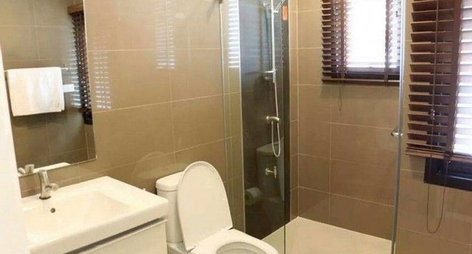 For sale 1 bed condo in Yan Nawa, Bangkok