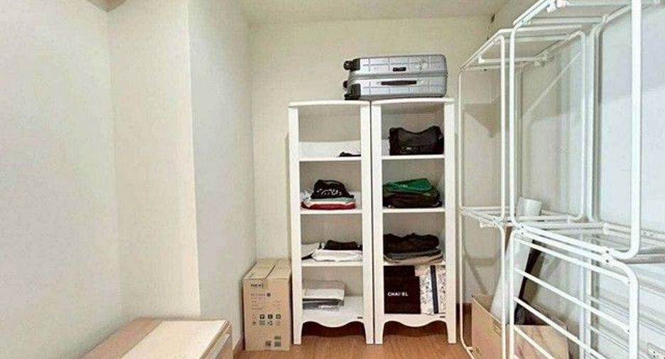Condo en venta de 10 habitaciones en Yan Nawa, Bangkok