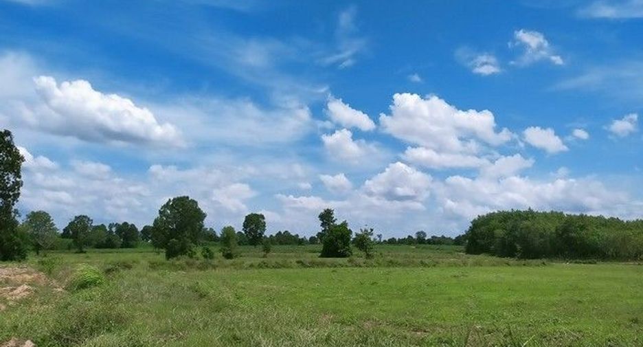 À vendre terrain à Prachantakham, Prachin Buri