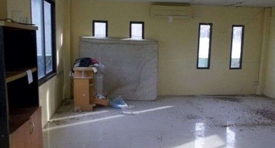 For sale 1 bed warehouse in Bang Bua Thong, Nonthaburi