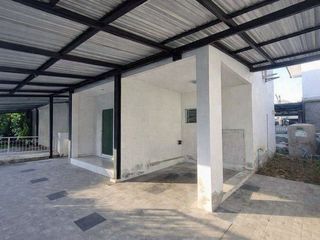 出售 1 卧室 独立屋 在 Khlong Sam Wa, 曼谷