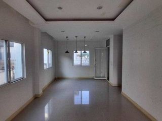 出售 1 卧室 独立屋 在 Khlong Sam Wa, 曼谷