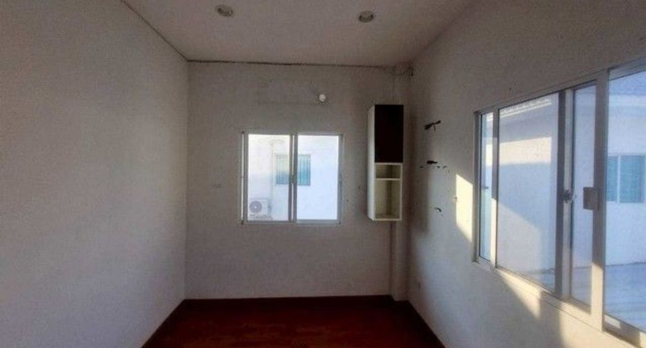 For sale 1 bed house in Khlong Sam Wa, Bangkok