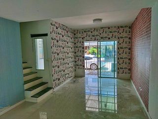 Reihenhaus zum Kauf mit 3 Zimmer in Nong Chok, Bangkok