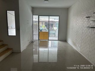 Reihenhaus zum Kauf mit 3 Zimmer in Nong Chok, Bangkok