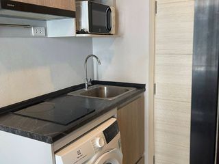 For rent 1 bed condo in Mueang Samut Prakan, Samut Prakan
