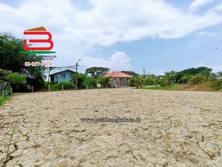 出售 土地 在 Nong Khaem, 曼谷