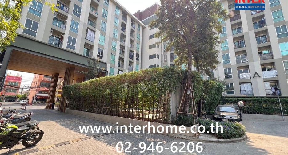 For sale 2 bedrooms condo in Lat Phrao, Bangkok
