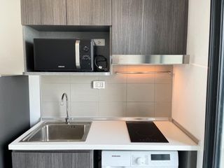 Condo en alquiler de 1 habitaciones en Bang Na, Bangkok