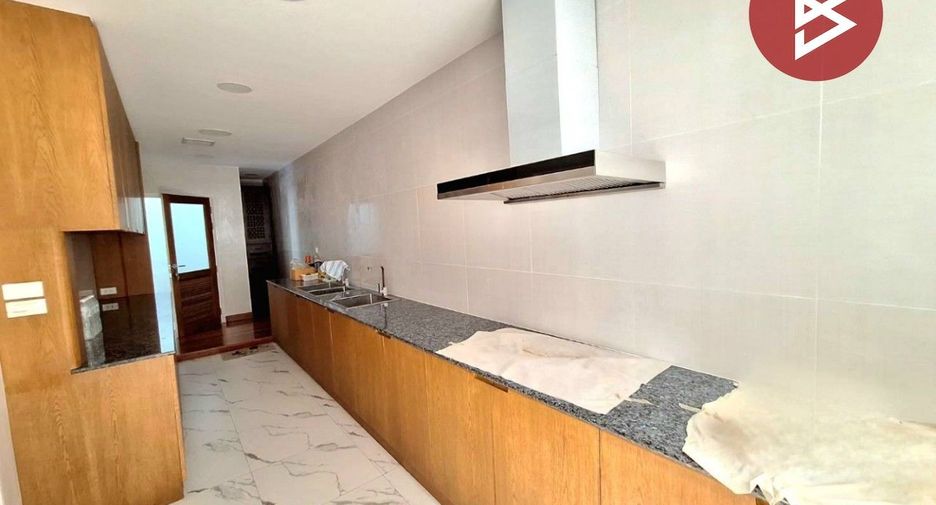 For sale 6 bedrooms house in Bang Bon, Bangkok