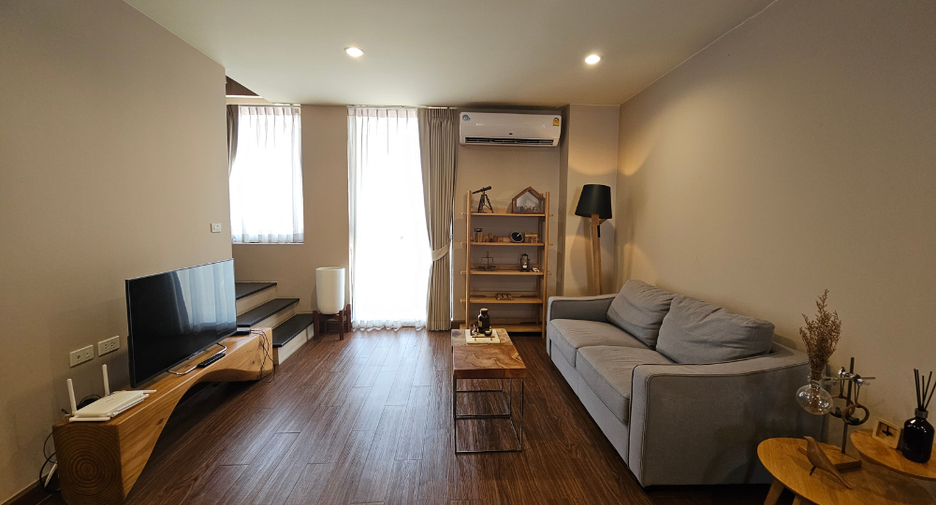 For rent 2 bedrooms townhouse in Bang Khen, Bangkok