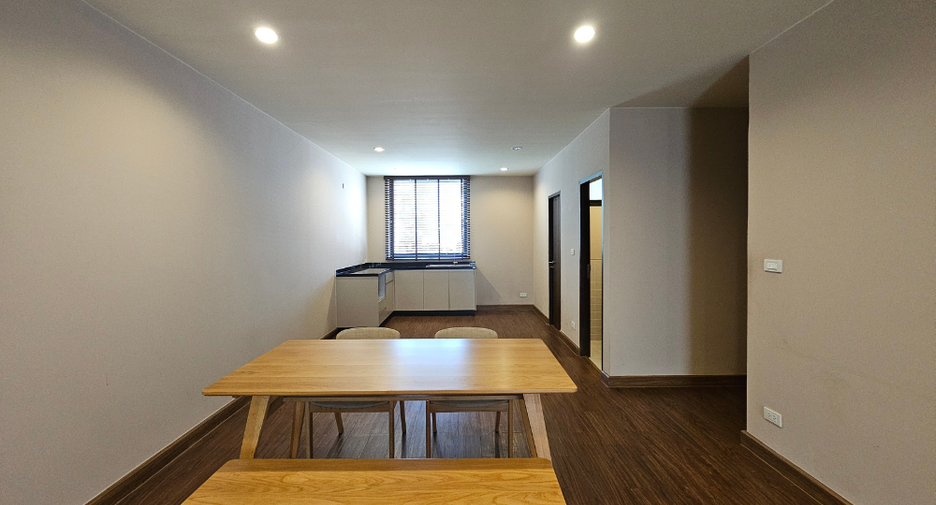 For rent 2 bedrooms townhouse in Bang Khen, Bangkok