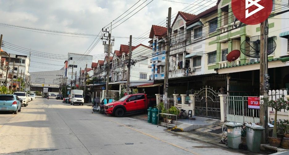 出售 3 卧室 联排别墅 在 Bang Phli, Samut Prakan