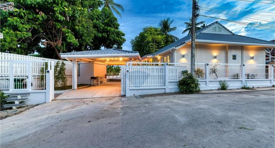 For rent 4 bedrooms villa in Ko Samui, Surat Thani