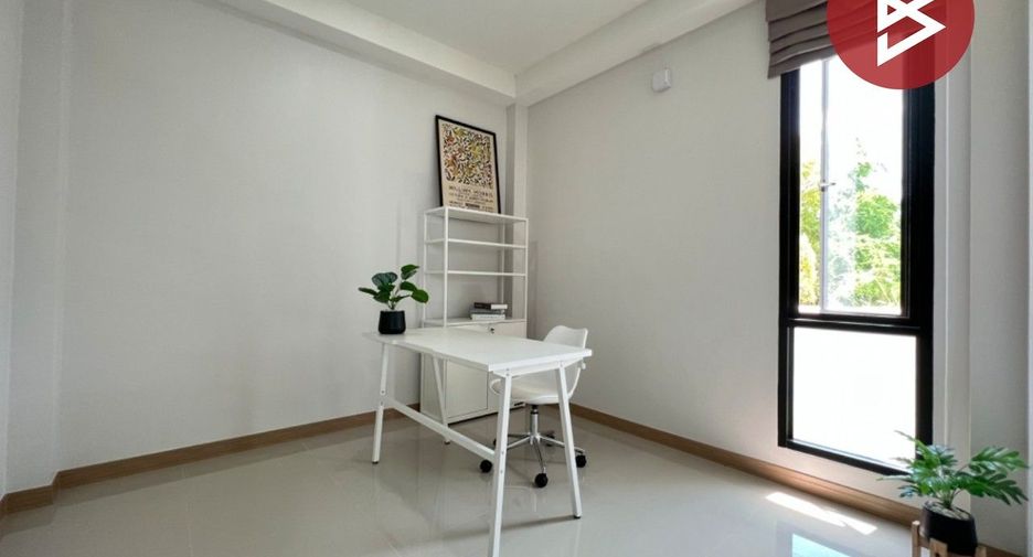 À vendre 3 chambres maison à Mueang Nakhon Pathom, Nakhon Pathom