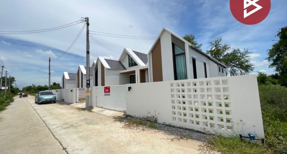 À vendre 3 chambres maison à Mueang Nakhon Pathom, Nakhon Pathom