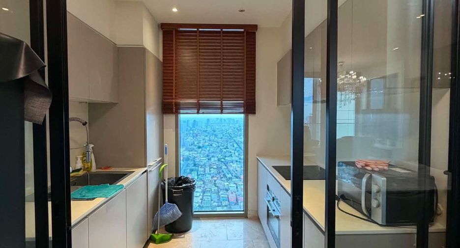For sale 3 bedrooms condo in Khlong San, Bangkok
