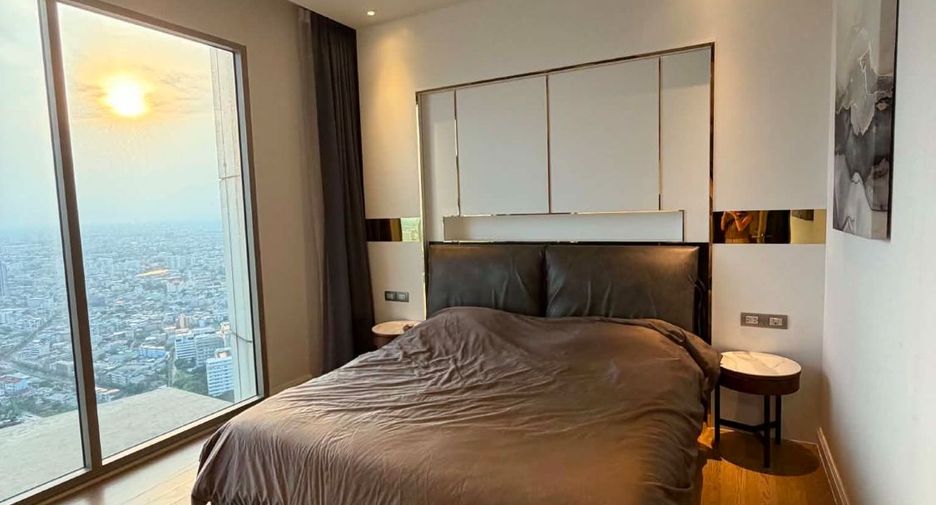 For sale 3 bedrooms condo in Khlong San, Bangkok