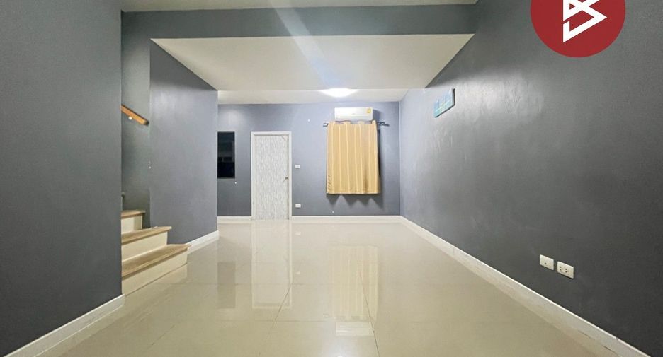 Reihenhaus zum Kauf mit 3 Zimmer in Bang Phli, Samut Prakan