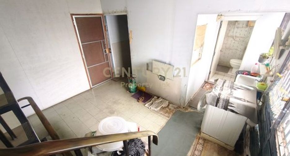 Gewerbefläche zum Kauf mit 4 Zimmer in Chatuchak, Bangkok