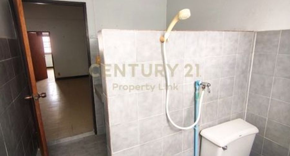 Gewerbefläche zum Kauf mit 4 Zimmer in Chatuchak, Bangkok