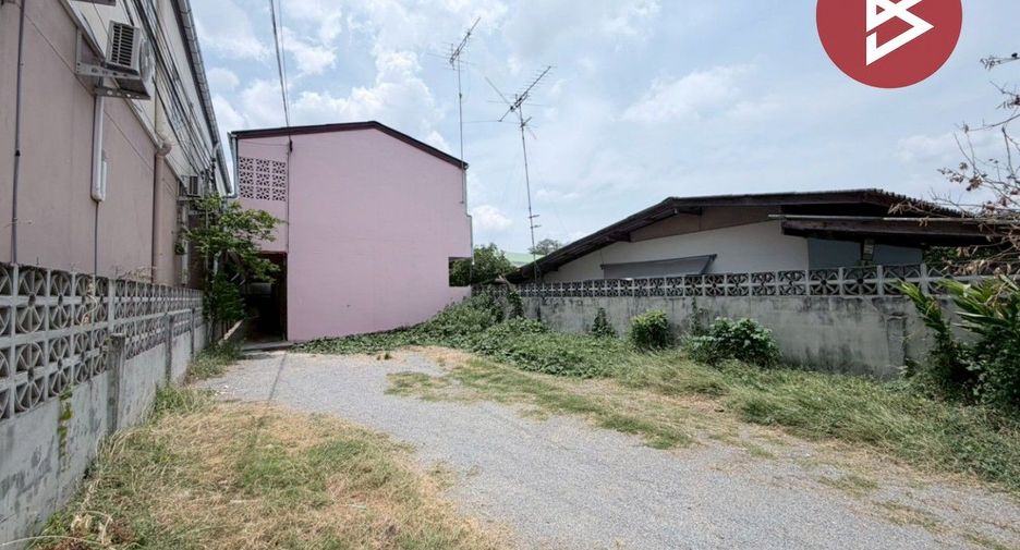 For sale studio apartment in Mueang Nakhon Pathom, Nakhon Pathom