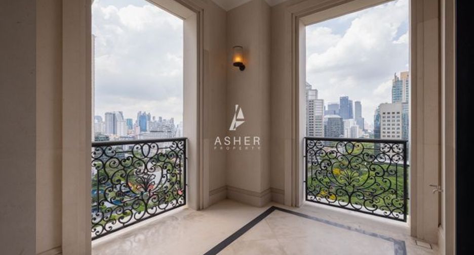 For rent and for sale 2 bedrooms condo in Pathum Wan, Bangkok