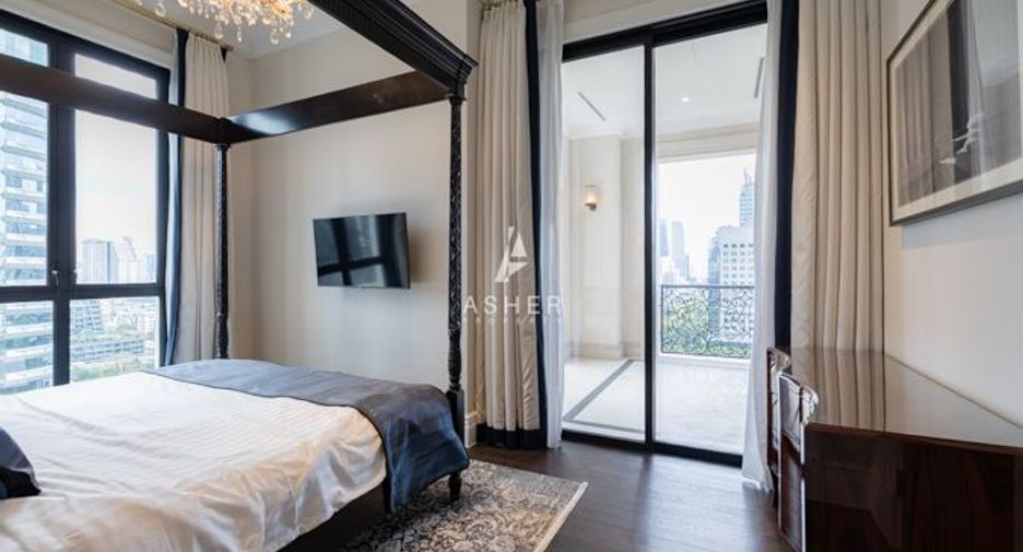For rent and for sale 2 bedrooms condo in Pathum Wan, Bangkok