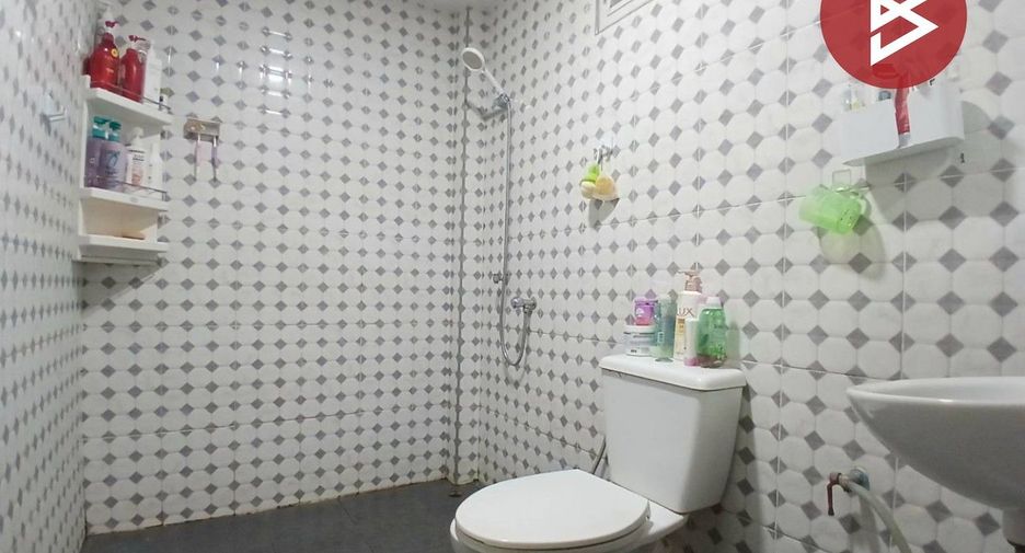 For sale 4 bedrooms house in Phra Pradaeng, Samut Prakan