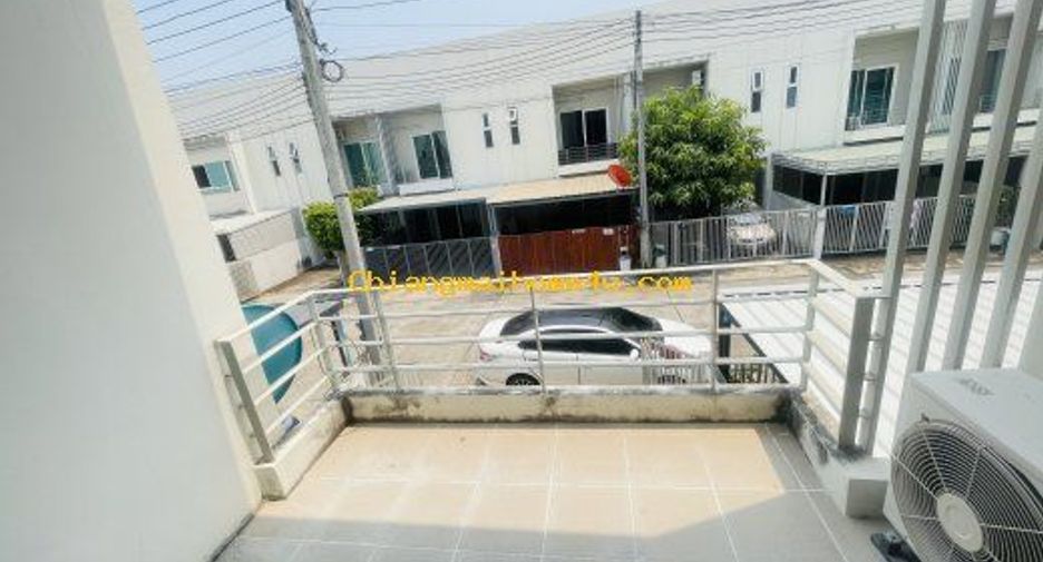 For rent 2 bedrooms townhouse in Mueang Chiang Mai, Chiang Mai