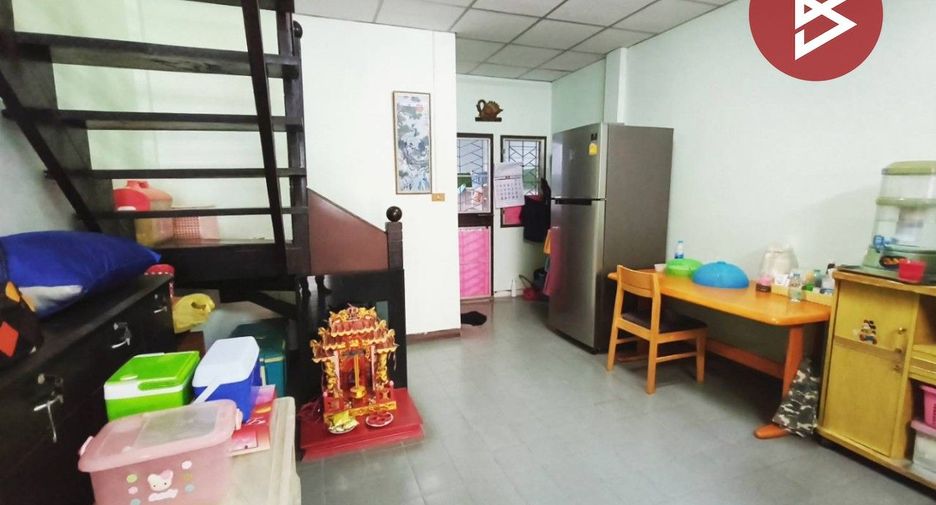 Casa adosada en venta de 2 habitaciones en Nong Khaem, Bangkok
