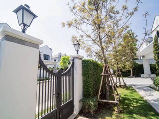 For rent and for sale 4 bedrooms house in Prawet, Bangkok