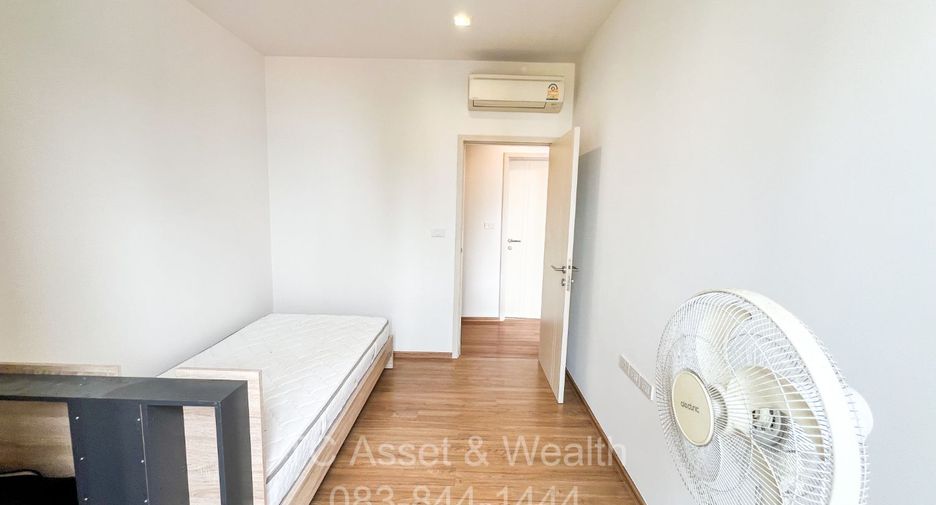 For rent 3 bedrooms condo in Watthana, Bangkok