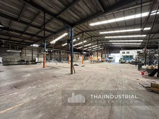Almacén en alquiler y en venta en Bang Phli, Samut Prakan