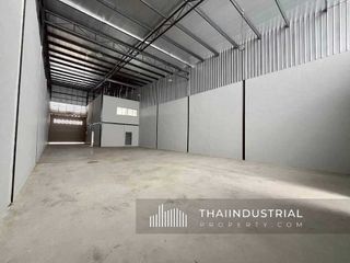 For rent warehouse in Mueang Chon Buri, Chonburi