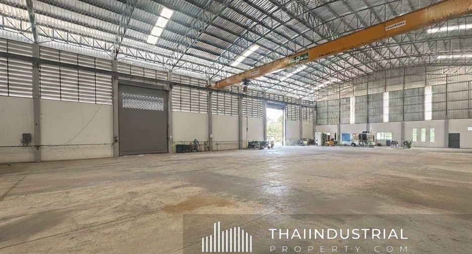 For sale warehouse in Si Racha, Chonburi