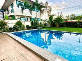 Villa en alquiler de 3 habitaciones en Bang Lamung, Chonburi