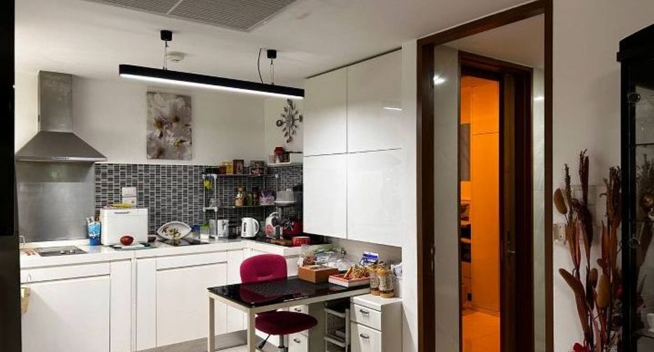 For sale 4 bedrooms condo in North Pattaya, Pattaya