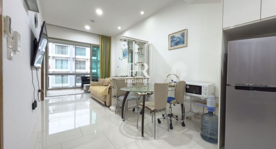 For rent and for sale 2 bedrooms condo in North Pattaya, Pattaya