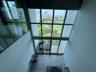 For rent 2 bedrooms condo in Pathum Wan, Bangkok