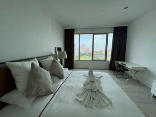 For rent 2 bedrooms condo in Pathum Wan, Bangkok