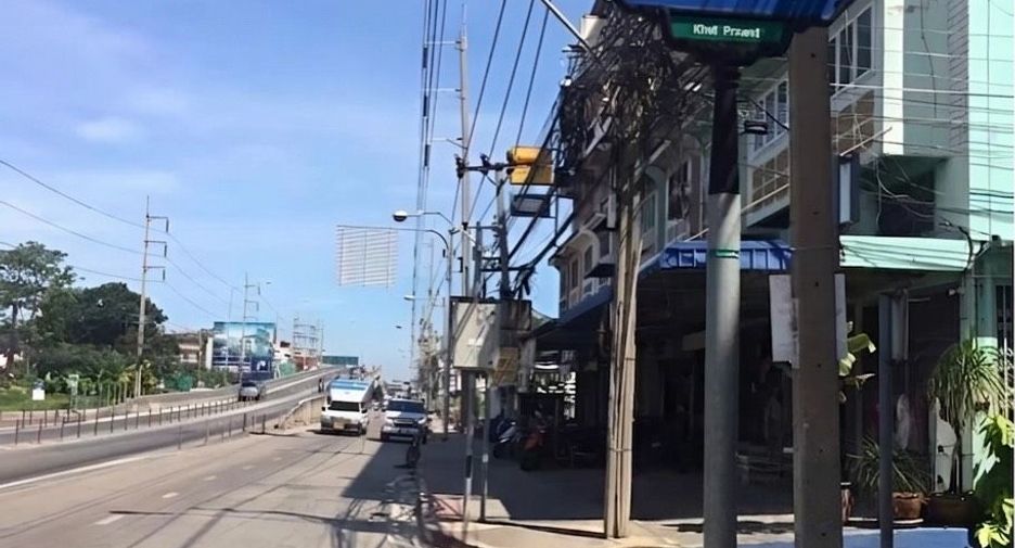 For sale 1 bed retail Space in Prawet, Bangkok