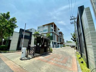 For sale 12 ベッドルーム house in Yan Nawa, Bangkok