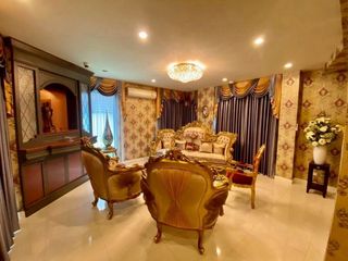 For sale 12 ベッドルーム house in Yan Nawa, Bangkok