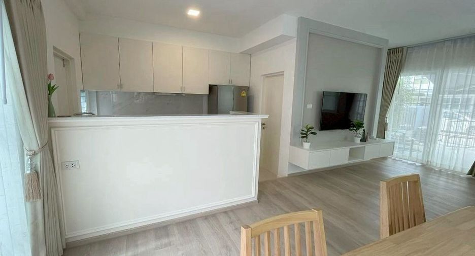 For rent 3 ベッドルーム townhouse in Prawet, Bangkok
