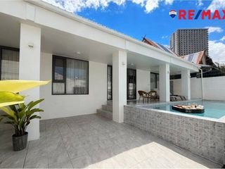 For sale 4 bedrooms house in Bang Lamung, Chonburi