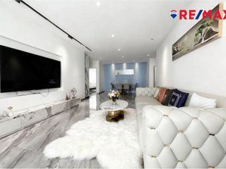 For sale 4 bedrooms house in Bang Lamung, Chonburi