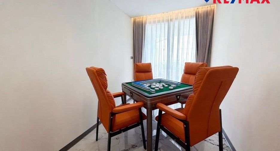 For sale 4 ベッドルーム house in Pratumnak, Pattaya