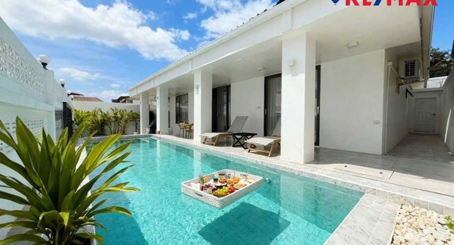 For sale 4 ベッドルーム house in Pratumnak, Pattaya